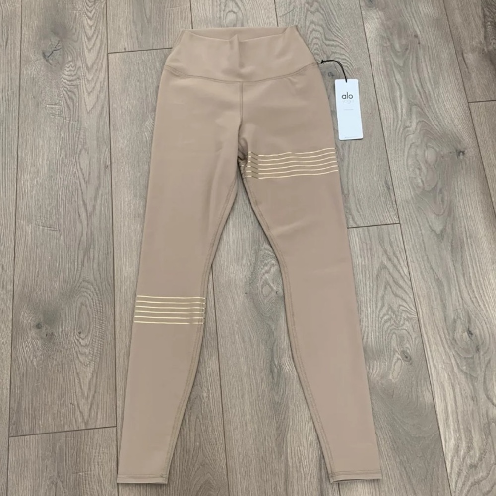 Alo Yoga leggings